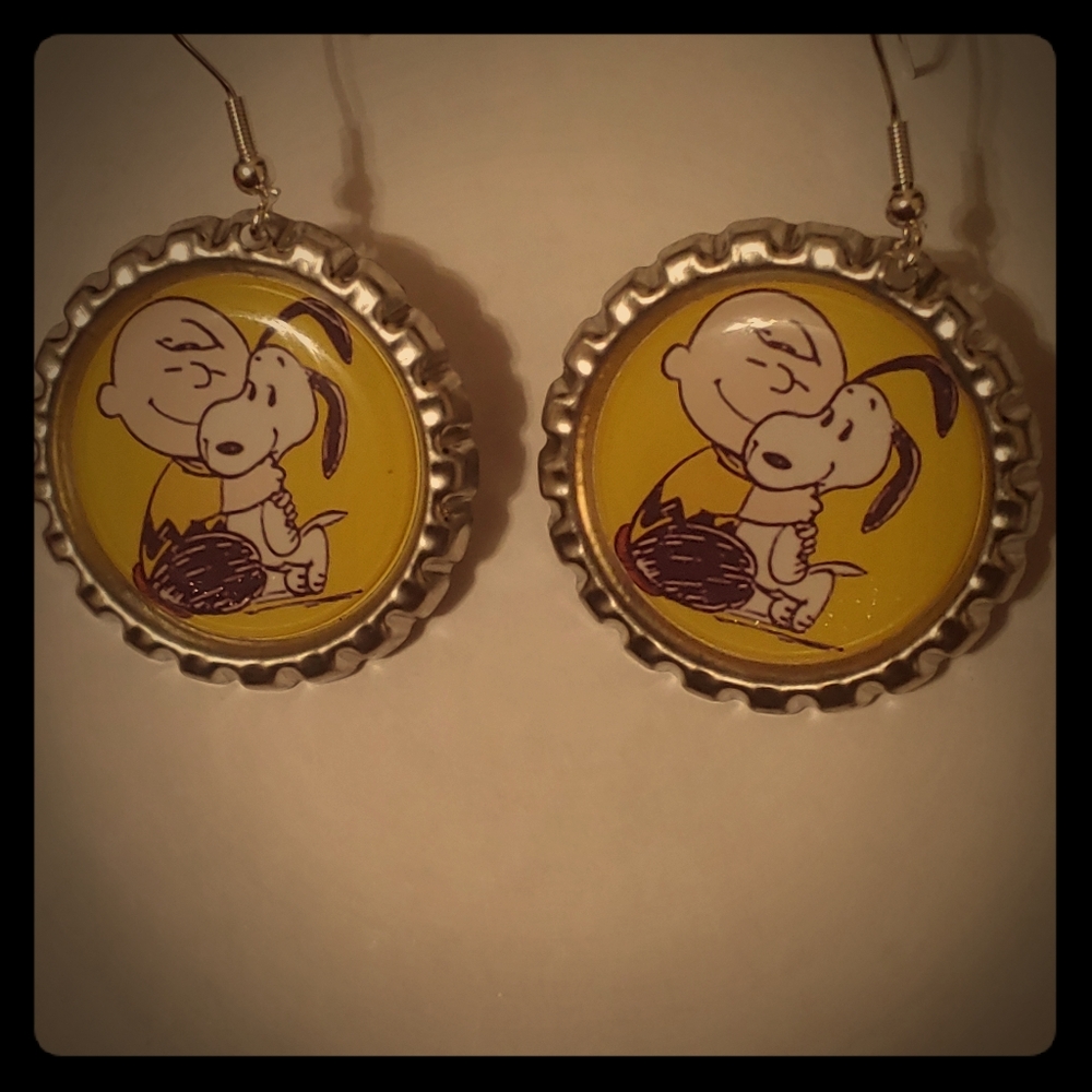 Snoopy charlie Brown peanuts earrings set